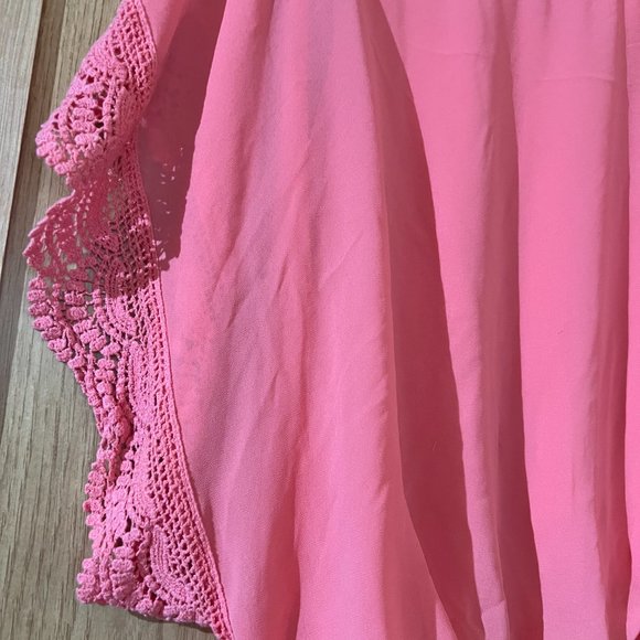 Gorgeous Blouse - Picture 2 of 5